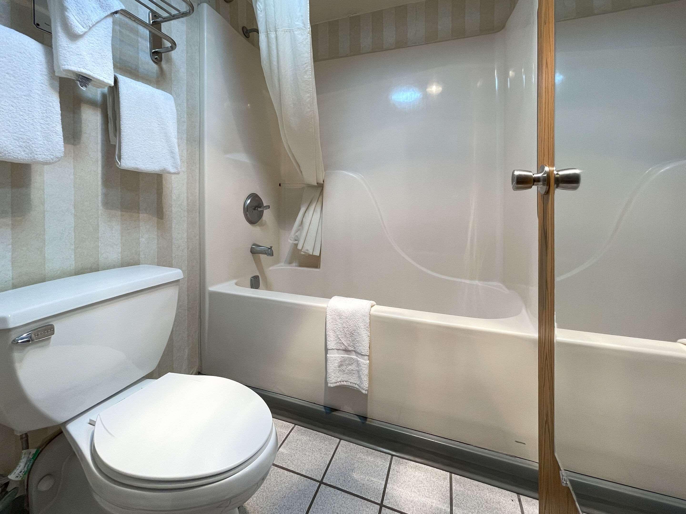 Quality Inn & Suites North Gibsonia Extérieur photo