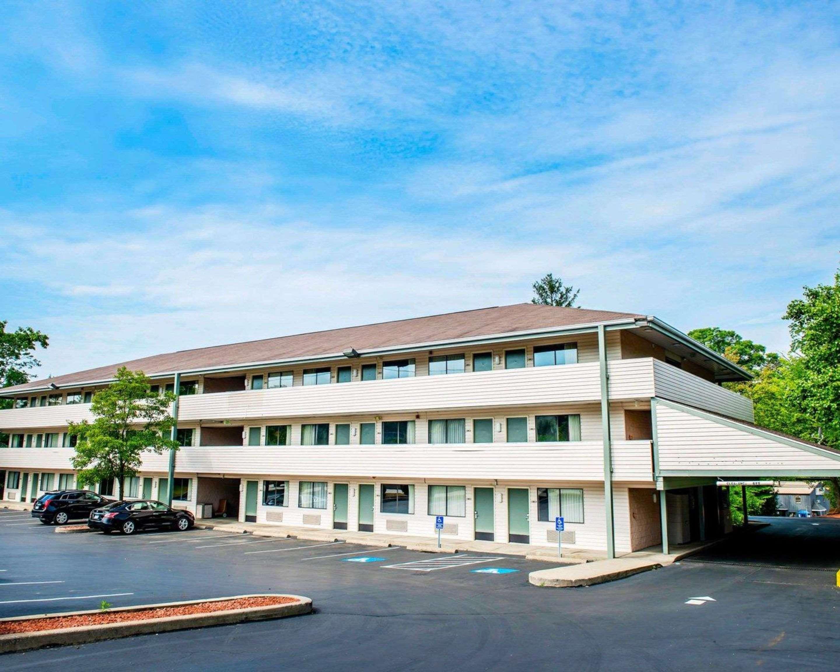 Quality Inn & Suites North Gibsonia Extérieur photo