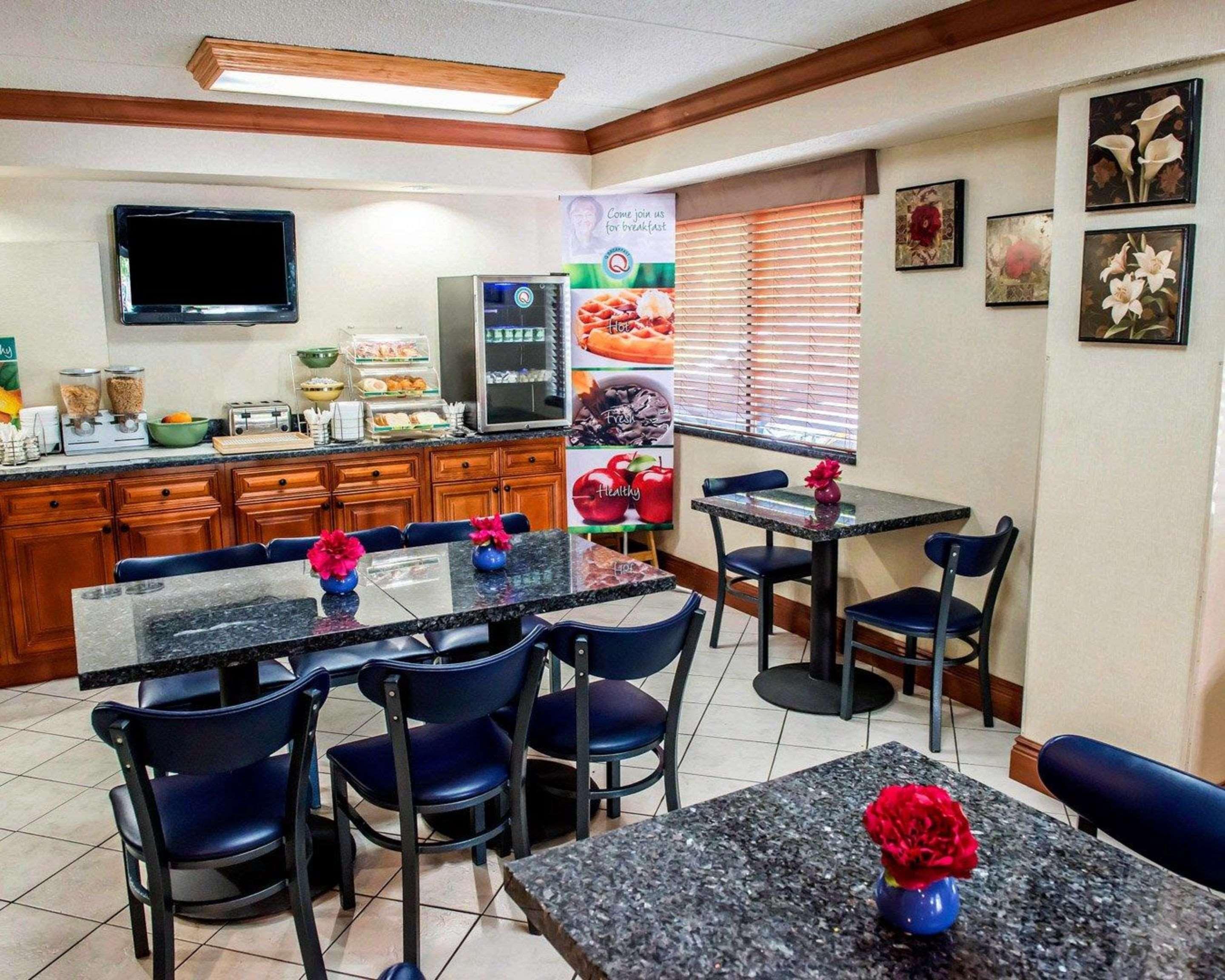 Quality Inn & Suites North Gibsonia Extérieur photo