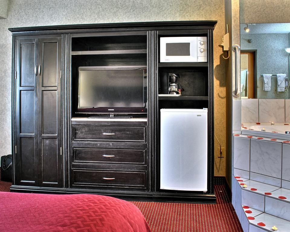Quality Inn & Suites North Gibsonia Extérieur photo