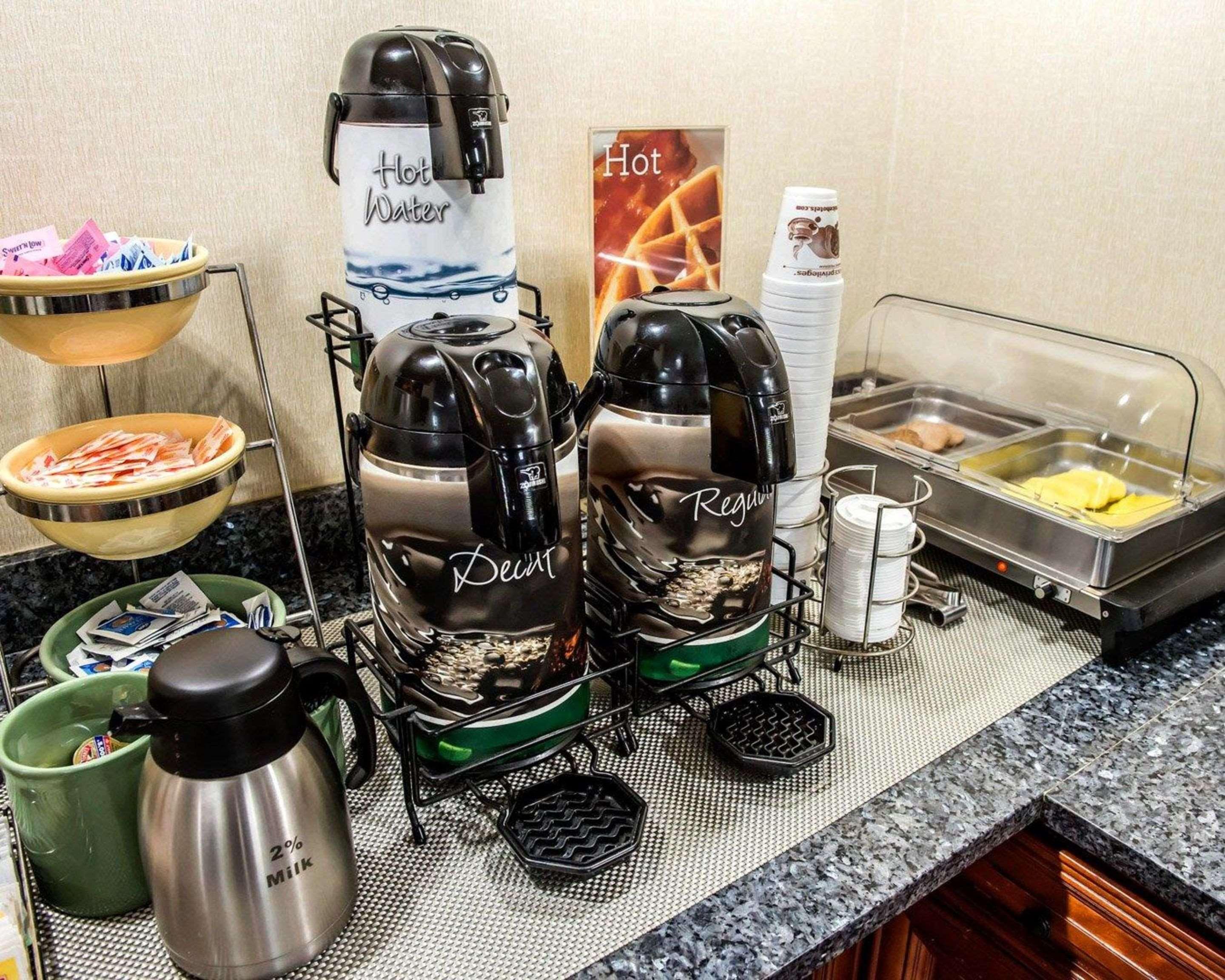 Quality Inn & Suites North Gibsonia Extérieur photo